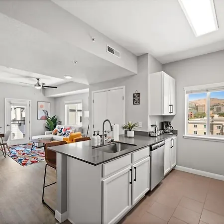 Charming Downtown Getaway Apartment Salt Lake City Exterior photo